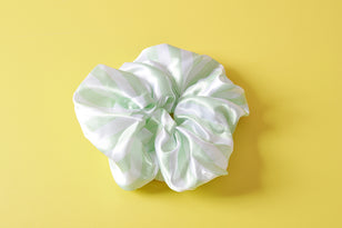 Over Size Scrunchie